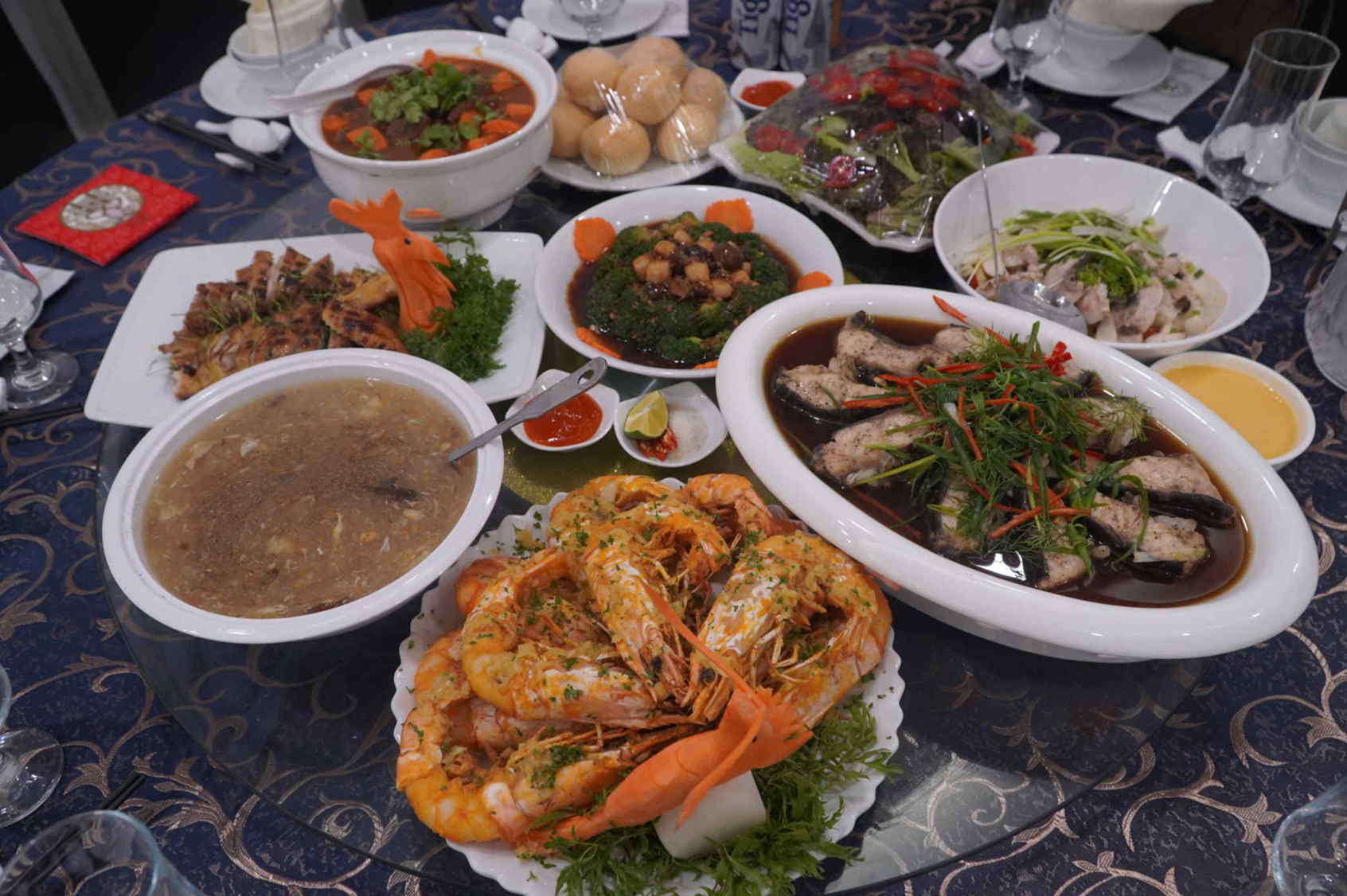 Ẩm thực đa dạng cho hội nghị và tiệc doanh nghiệp